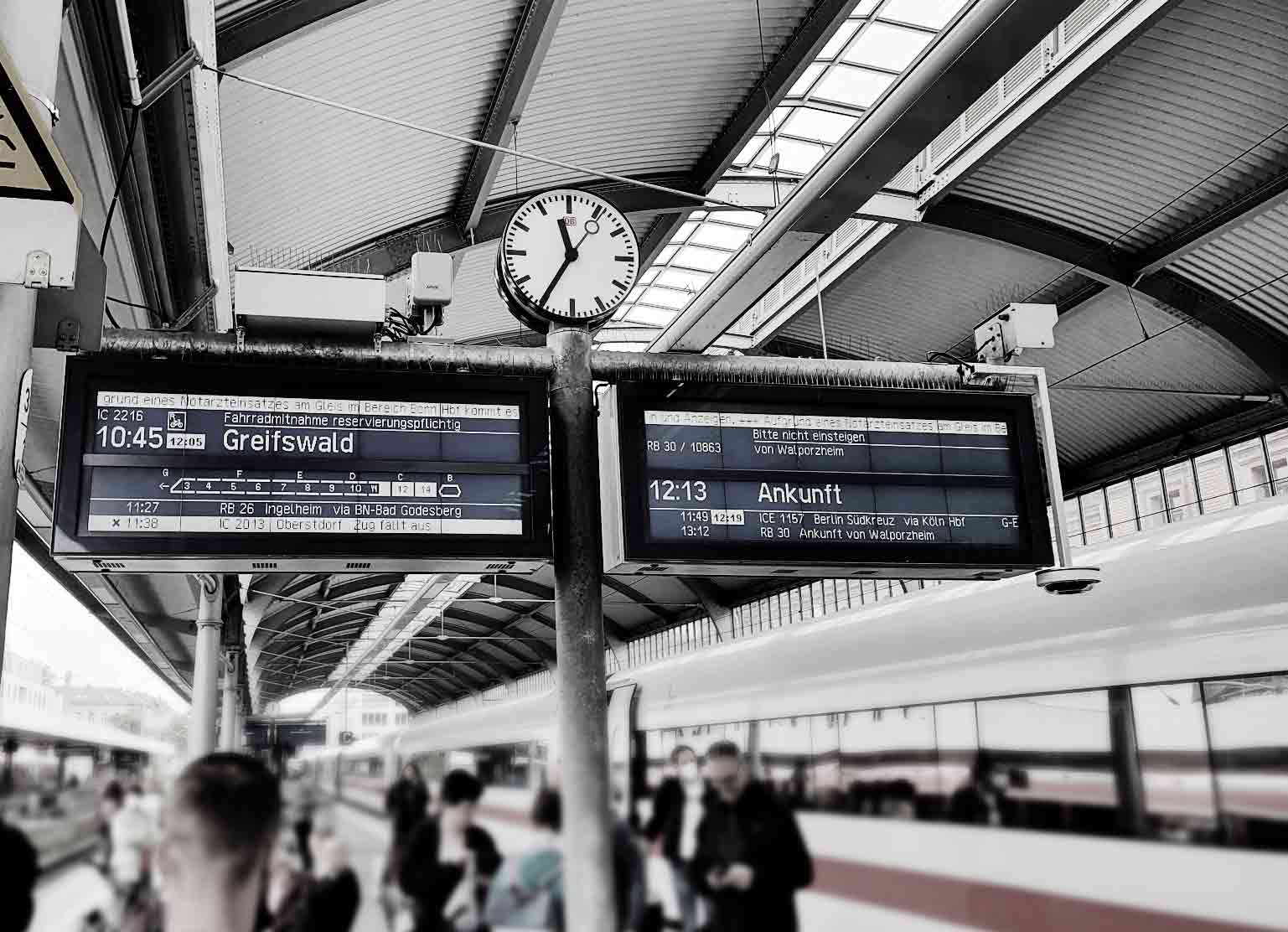 Train delays and database metrics: both can leave you waiting.